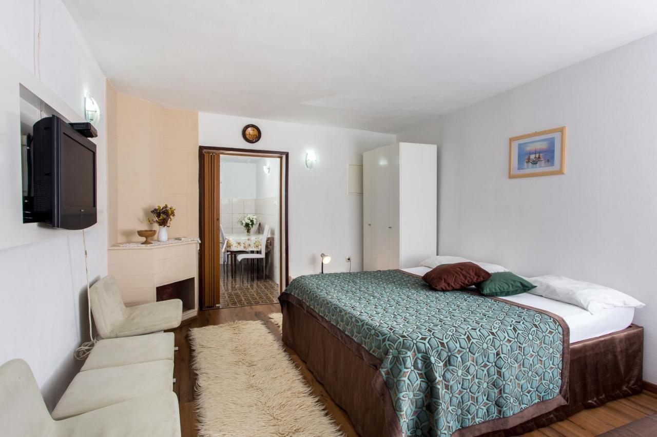Apartments Djurkovic Mlini Exterior photo