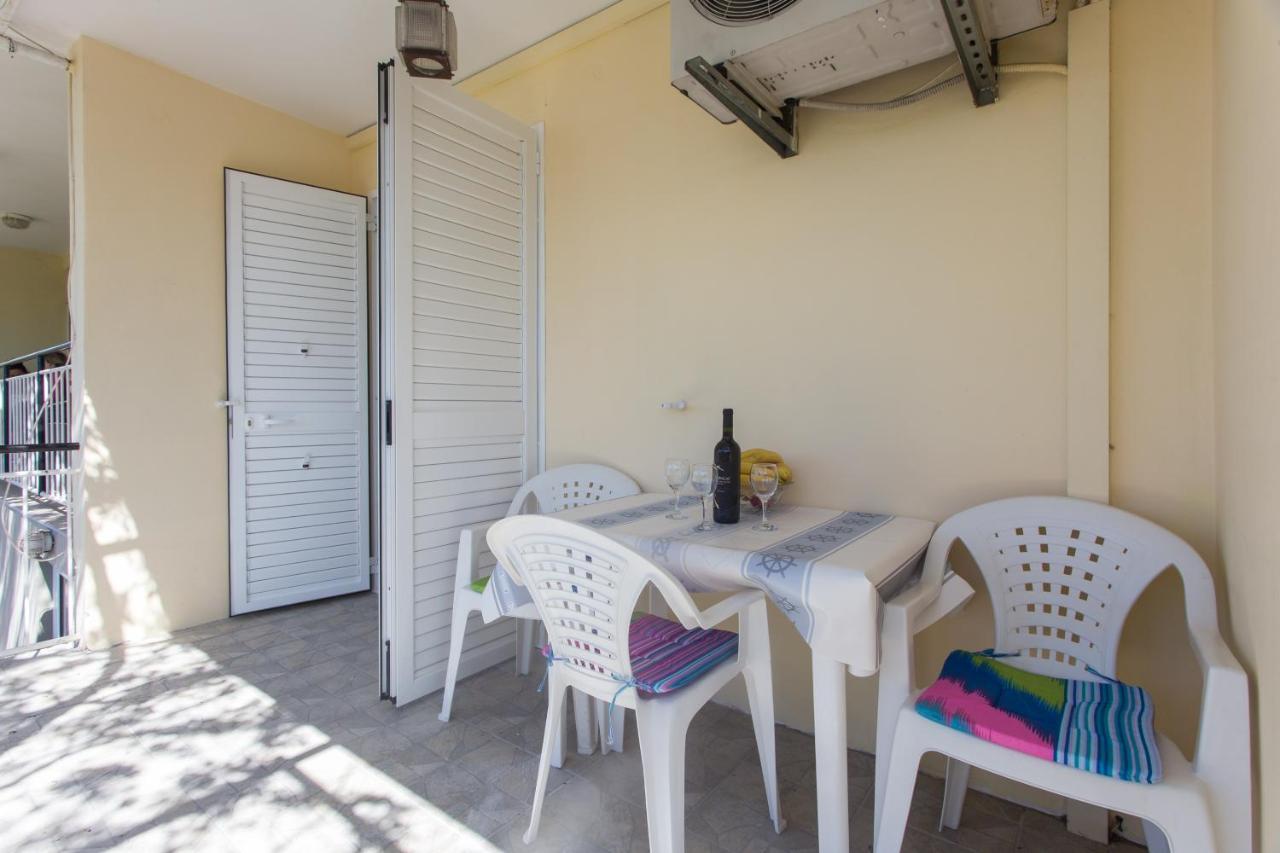 Apartments Djurkovic Mlini Exterior photo